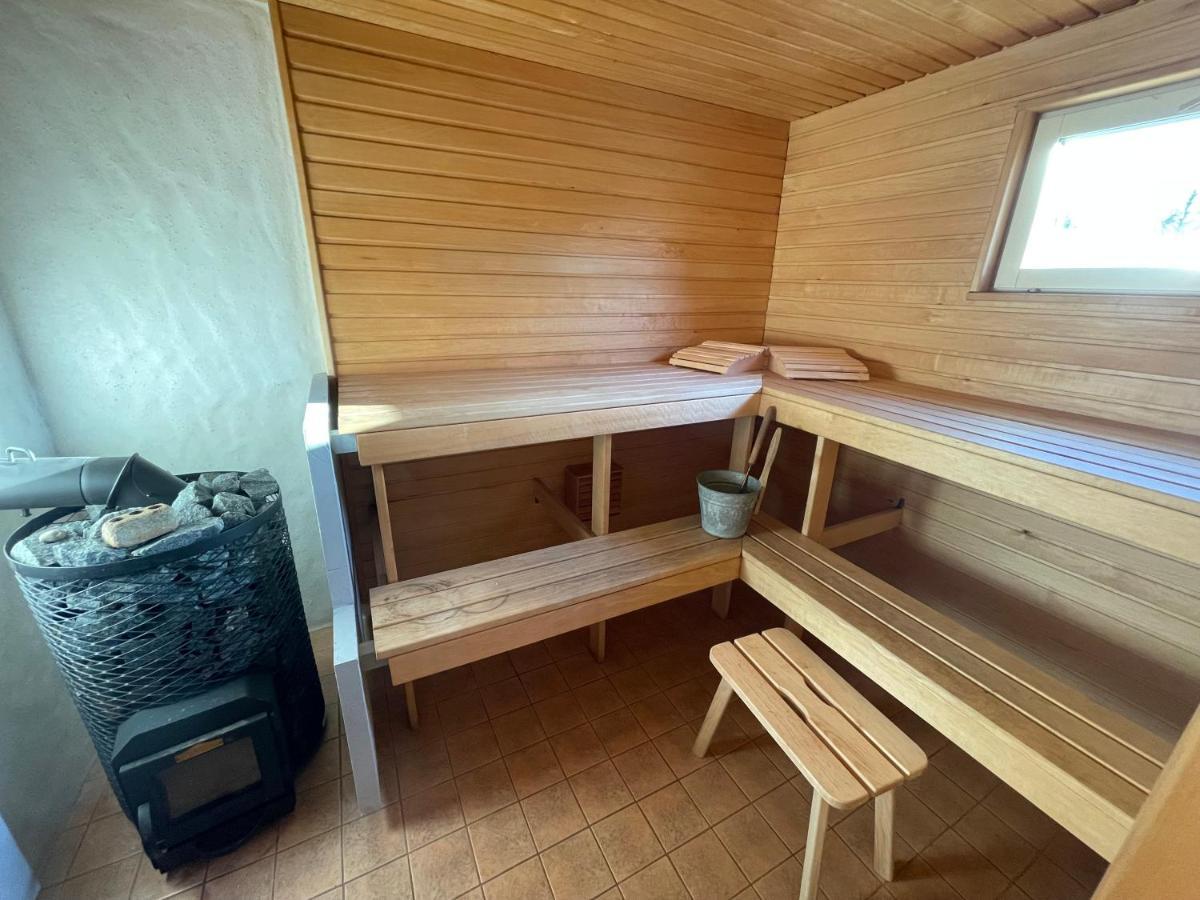Kivika Villa Lahe Bagian luar foto